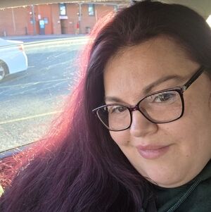 Meet your Posher, Claudia